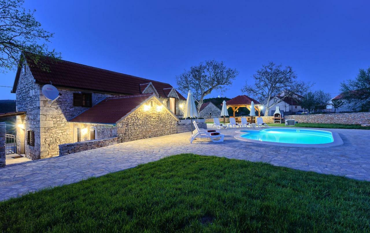Biorine Dalmatia Stone House - Heated Poolゲストハウス エクステリア 写真