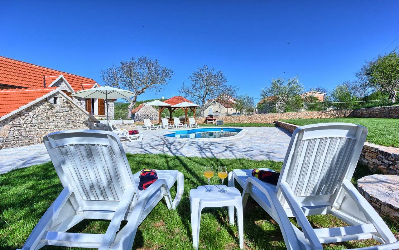 Biorine Dalmatia Stone House - Heated Poolゲストハウス エクステリア 写真