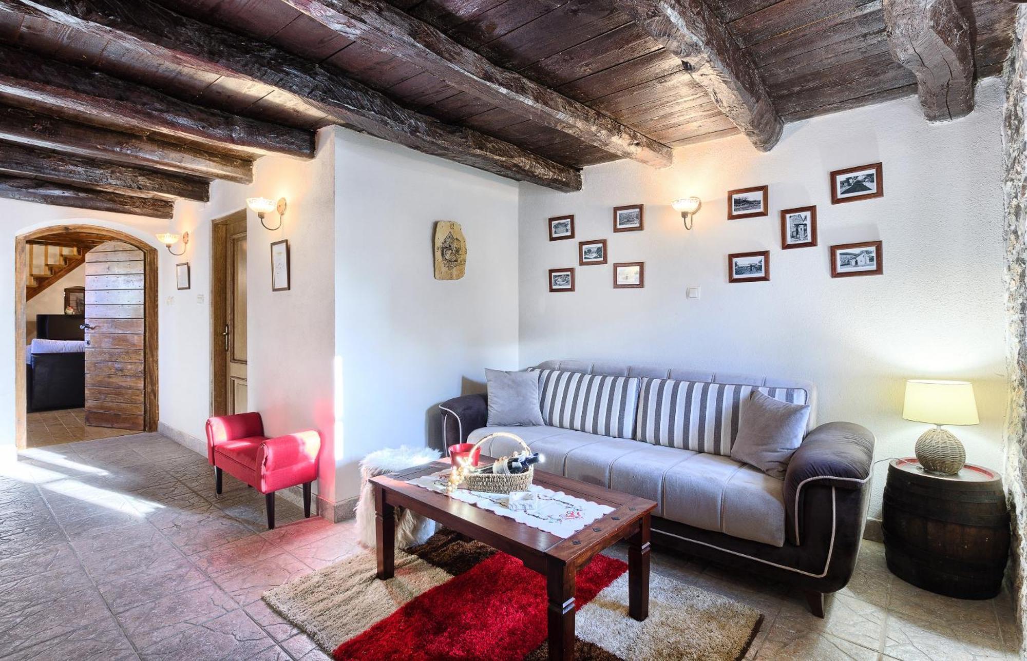 Biorine Dalmatia Stone House - Heated Poolゲストハウス エクステリア 写真