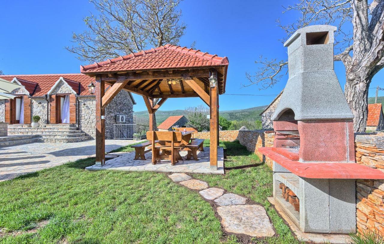 Biorine Dalmatia Stone House - Heated Poolゲストハウス エクステリア 写真