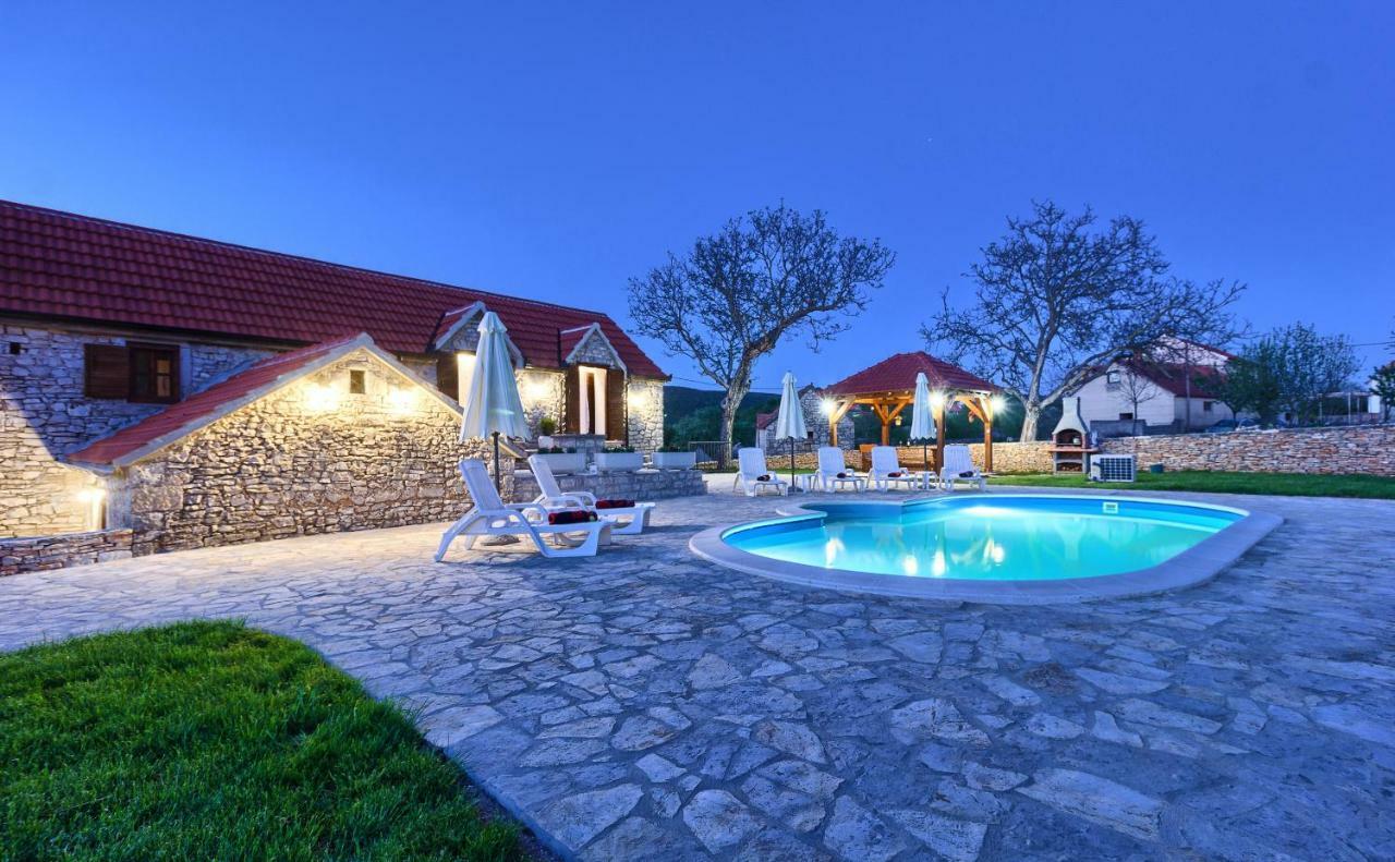 Biorine Dalmatia Stone House - Heated Poolゲストハウス エクステリア 写真