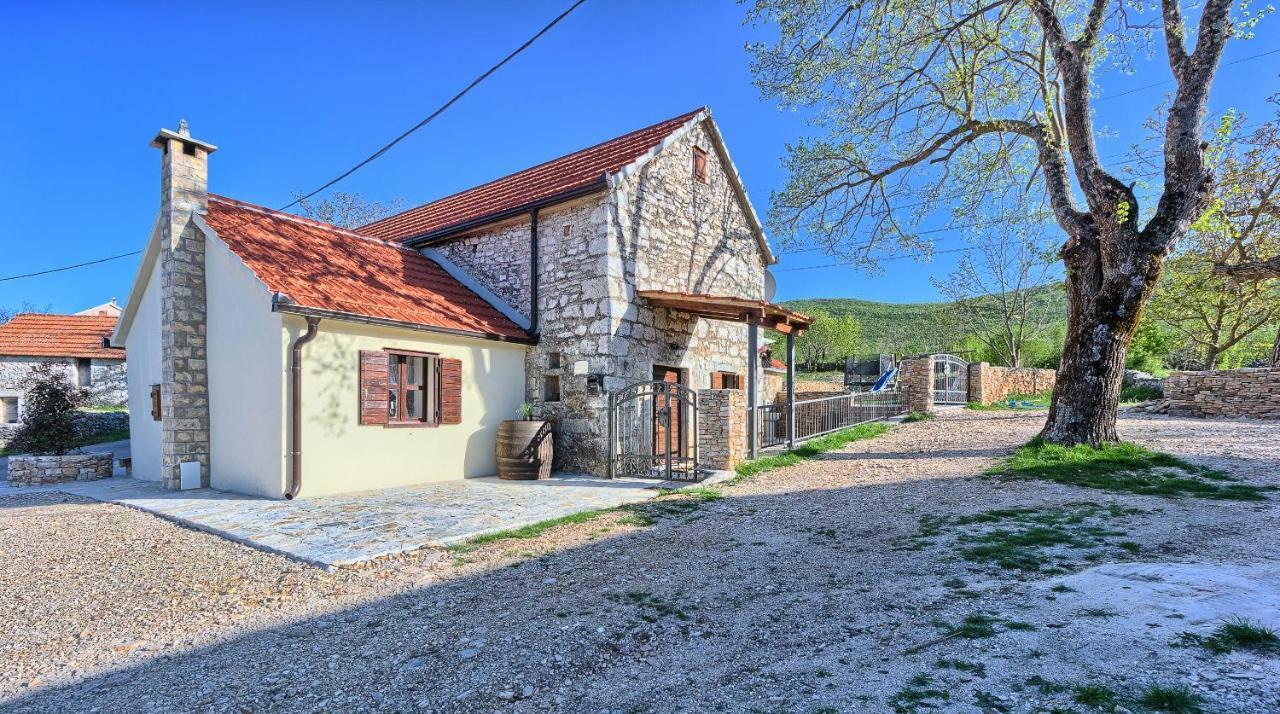 Biorine Dalmatia Stone House - Heated Poolゲストハウス エクステリア 写真