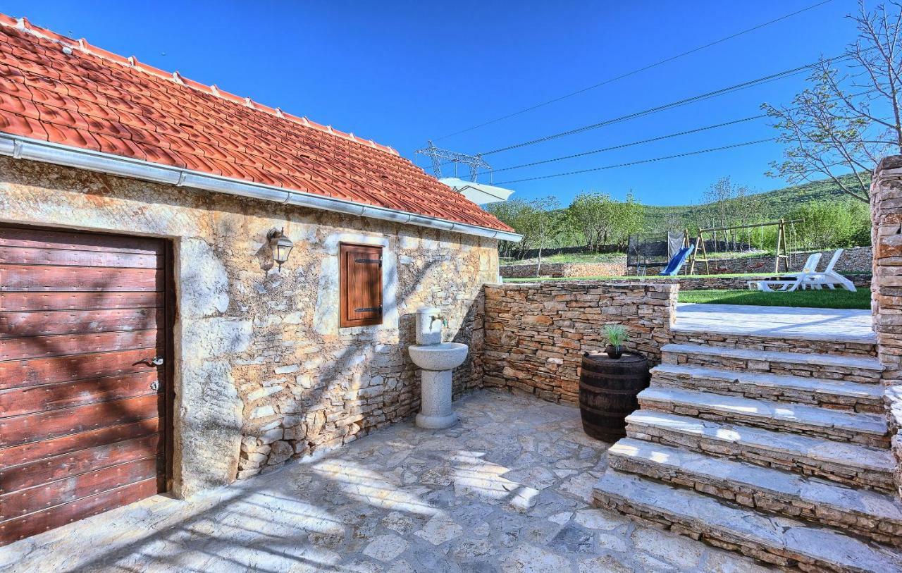Biorine Dalmatia Stone House - Heated Poolゲストハウス エクステリア 写真